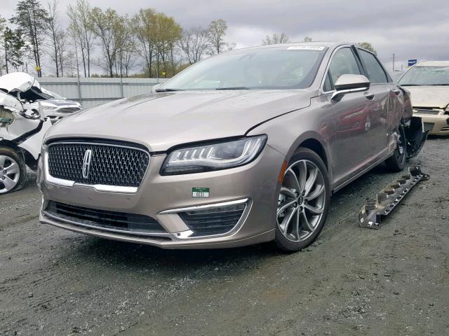 3LN6L5C93KR607369 - 2019 LINCOLN MKZ RESERV BEIGE photo 2