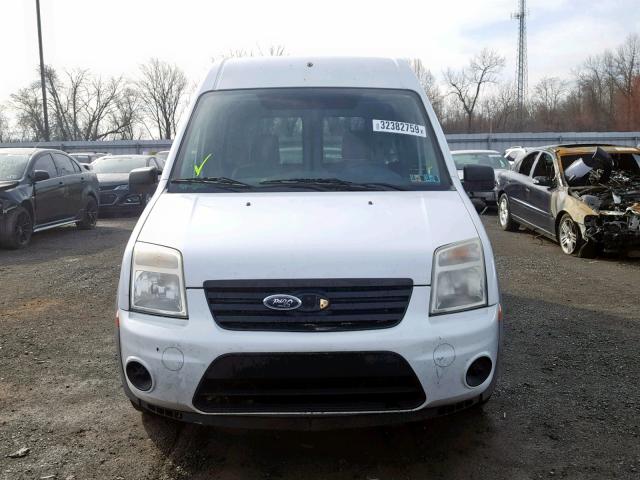 NM0LS6BNXAT022684 - 2010 FORD TRANSIT CO WHITE photo 9