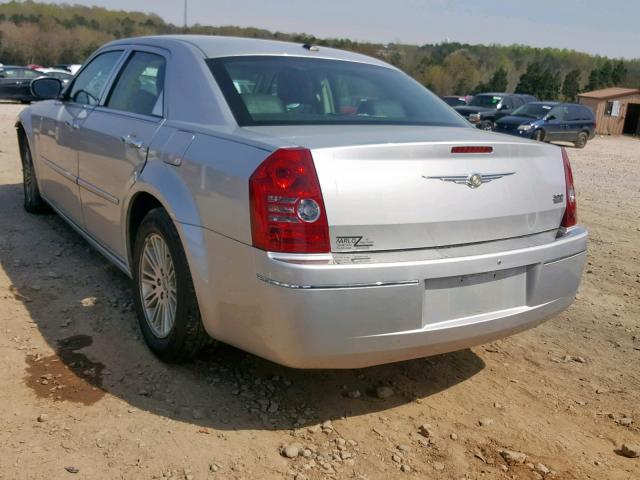 2C3CA5CV6AH324635 - 2010 CHRYSLER 300 TOURIN SILVER photo 3