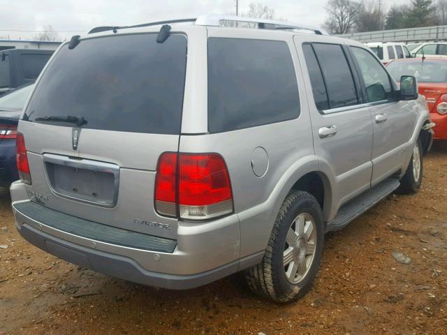 5LMEU88H25ZJ31221 - 2005 LINCOLN AVIATOR 银色 照片 4