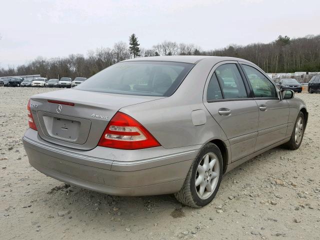 WDBRF81J94F471433 - 2004 MERCEDES-BENZ C 240 4MAT SILVER photo 4