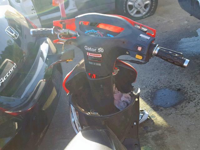 L8YTCAPF39Y180837 - 2015 MOPE MOPED RED photo 5
