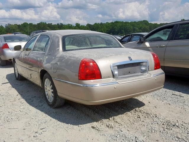 1LNHM83W94Y645187 - 2004 LINCOLN TOWN CAR U BEIGE photo 3