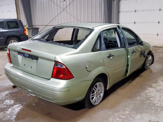 1FAFP34N57W259562 - 2007 FORD FOCUS ZX4 GREEN photo 4