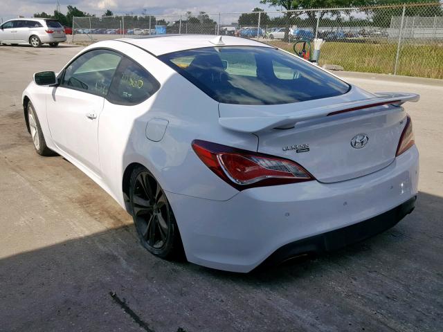 KMHHU6KJ4FU126617 - 2015 HYUNDAI GENESIS CO WHITE photo 3