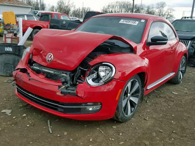 3VW467AT4CM623556 - 2012 VOLKSWAGEN BEETLE TUR RED photo 2