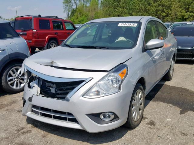 3N1CN7AP6HK442548 - 2017 NISSAN VERSA S SILVER photo 2