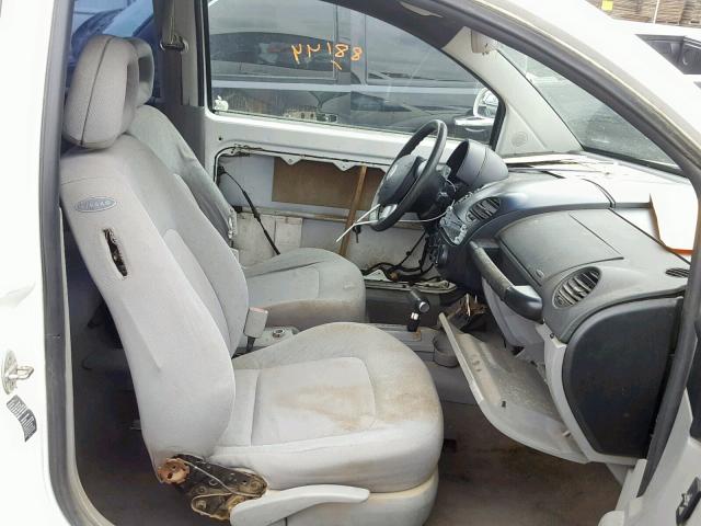 3VWBB61C1WM023160 - 1998 VOLKSWAGEN NEW BEETLE 白色 照片 5