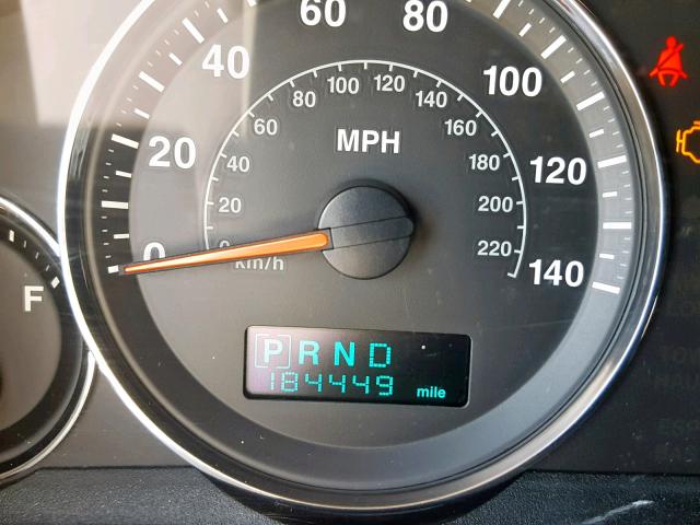 1J8HG48KX7C669194 - 2007 JEEP COMMANDER BLACK photo 8