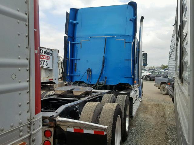 1FUJCRCK28DAC2431 - 2008 FREIGHTLINER CONVENTION BLUE photo 4
