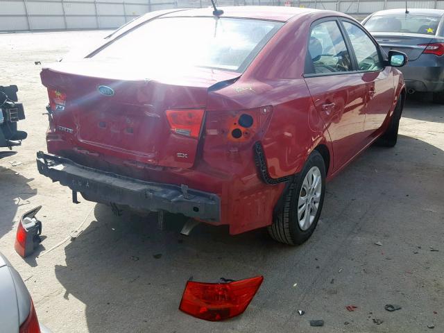 KNAFU4A25D5653533 - 2013 KIA FORTE EX RED photo 4