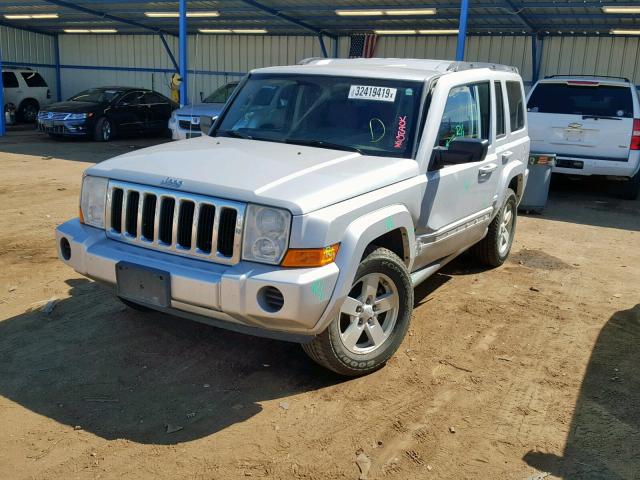 1J8HG48K57C527707 - 2007 JEEP COMMANDER SILVER photo 2