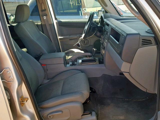 1J8HG48K57C527707 - 2007 JEEP COMMANDER SILVER photo 5