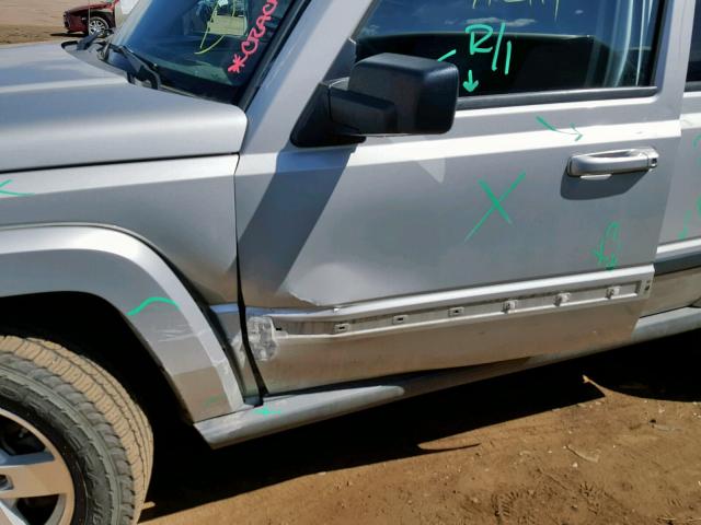 1J8HG48K57C527707 - 2007 JEEP COMMANDER SILVER photo 9