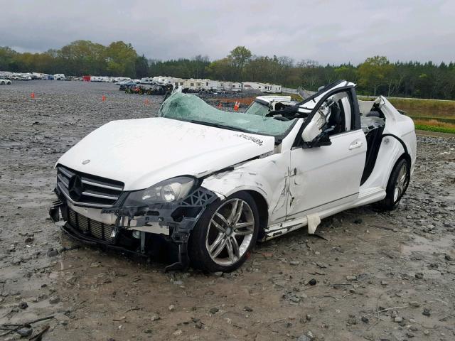 WDDGF4HB0EA960212 - 2014 MERCEDES-BENZ C 250 WHITE photo 2