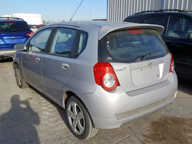 KL1TG6DE7AB113524 - 2010 CHEVROLET AVEO LT SILVER photo 3