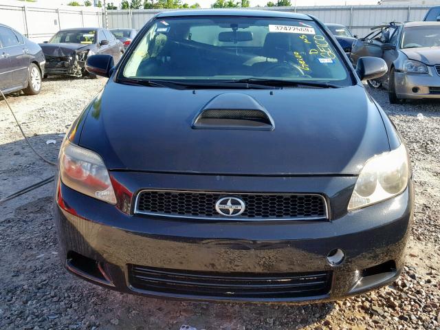 JTKDE177050004593 - 2005 TOYOTA SCION TC GREEN photo 9
