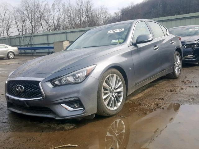 JN1EV7AR8JM611050 - 2018 INFINITI Q50 LUXE GRAY photo 2