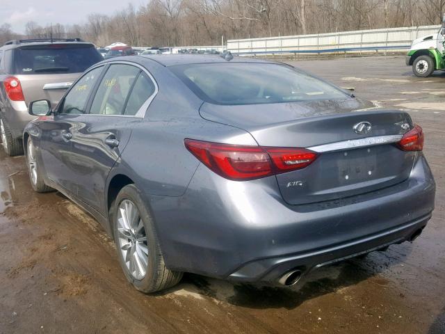 JN1EV7AR8JM611050 - 2018 INFINITI Q50 LUXE GRAY photo 3