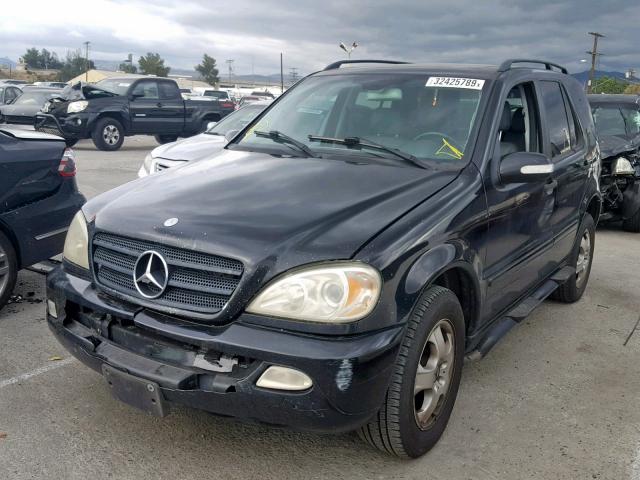 4JGAB57E54A462885 - 2004 MERCEDES-BENZ ML 350 BLACK photo 2