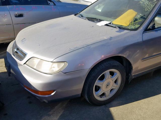 19UYA1250VL019007 - 1997 ACURA 2.2CL SILVER photo 9