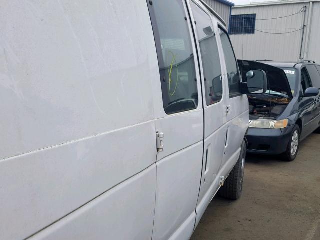 1FTSE34P75HA15512 - 2005 FORD ECONOLINE WHITE photo 9