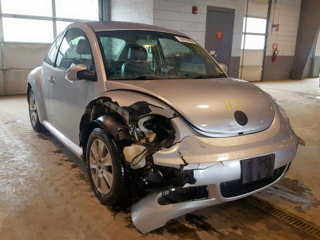 3VWPW31C18M502495 - 2008 VOLKSWAGEN NEW BEETLE Gümüş foto 1