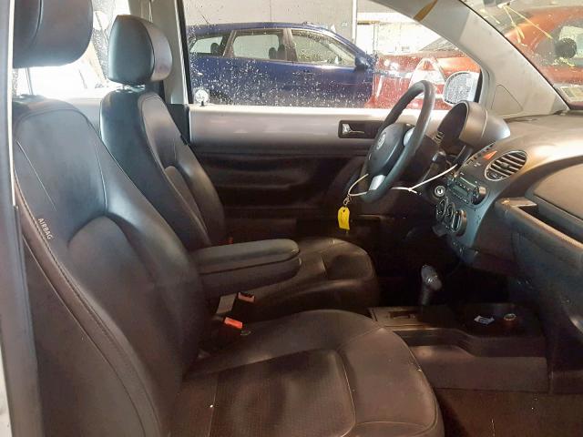 3VWPW31C18M502495 - 2008 VOLKSWAGEN NEW BEETLE Gümüş foto 5