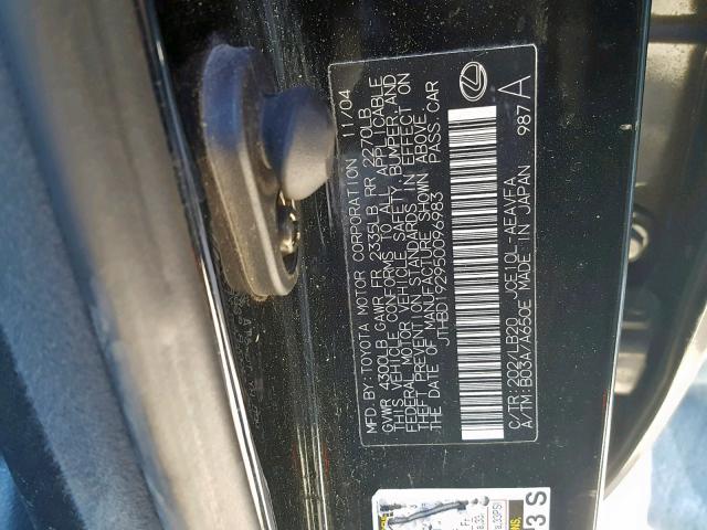 JTHBD192950096983 - 2005 LEXUS IS 300 BLACK photo 10