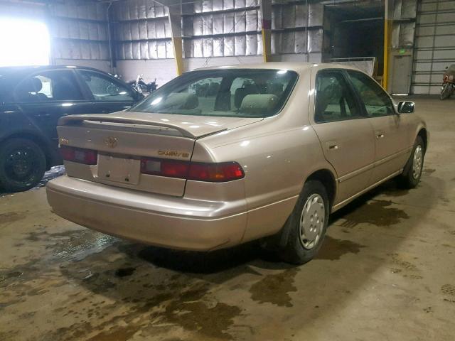 JT2BG22K6W0198695 - 1998 TOYOTA CAMRY CE BEIGE photo 4