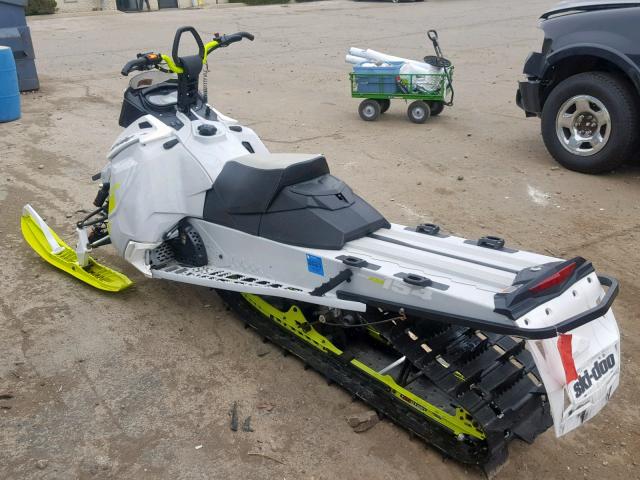 2BPSVCEA2EV000065 - 2014 SKI DOO 800CC  WHITE photo 3