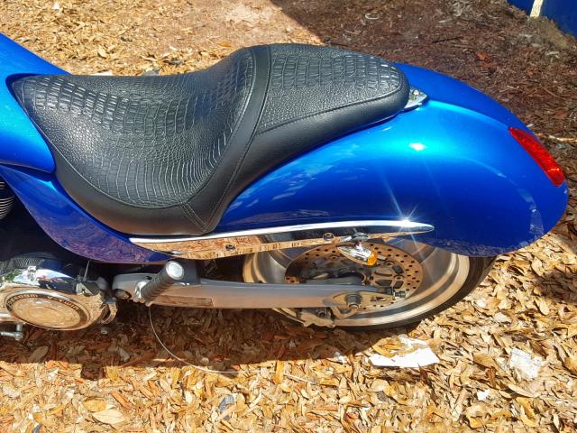 5VPHB26DX63002382 - 2006 VICTORY MOTORCYCLES HAMMER BLUE photo 6