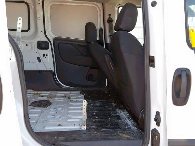 ZFBERFAB8H6D73459 - 2017 RAM PROMASTER 白色 照片 6