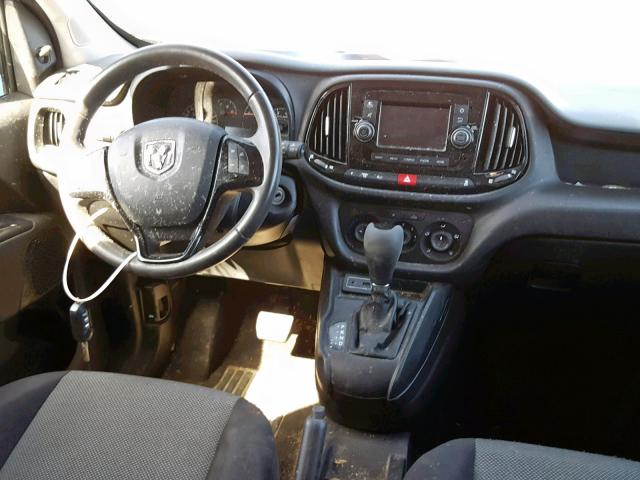 ZFBERFAB8H6D73459 - 2017 RAM PROMASTER 白色 照片 9