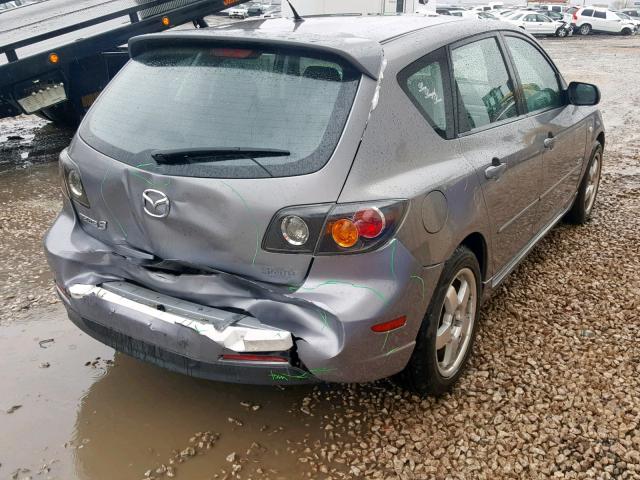 JM1BK343241202749 - 2004 MAZDA 3 HATCHBAC SILVER photo 4