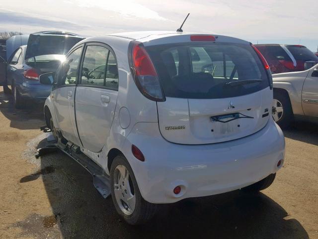 JA3215H43GU000263 - 2016 MITSUBISHI I MIEV ES WHITE photo 3