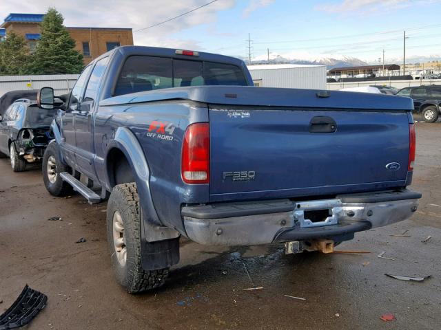 1FTSW31P34EB37995 - 2004 FORD F350 SRW S BLUE photo 3