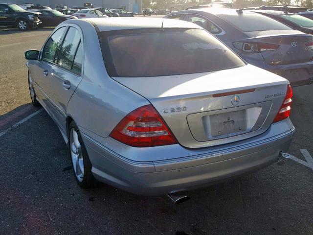 WDBRF40J65F667602 - 2005 MERCEDES-BENZ C 230K SPO SILVER photo 3