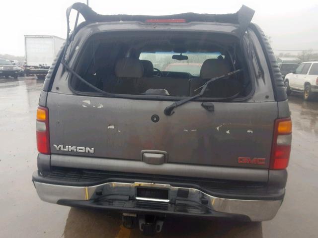 1GKEK13V82J262055 - 2002 GMC YUKON GRAY photo 9