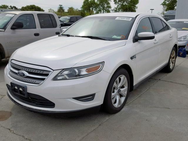 1FAHP2EW5BG187078 - 2011 FORD TAURUS SEL WHITE photo 2