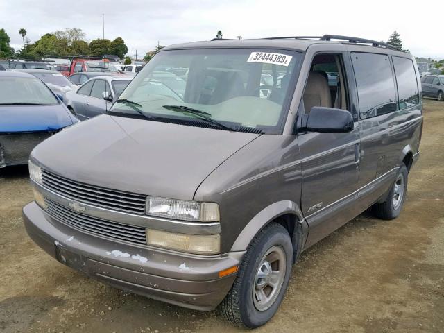 1GNDM19W8XB200441 - 1999 CHEVROLET ASTRO BROWN photo 2