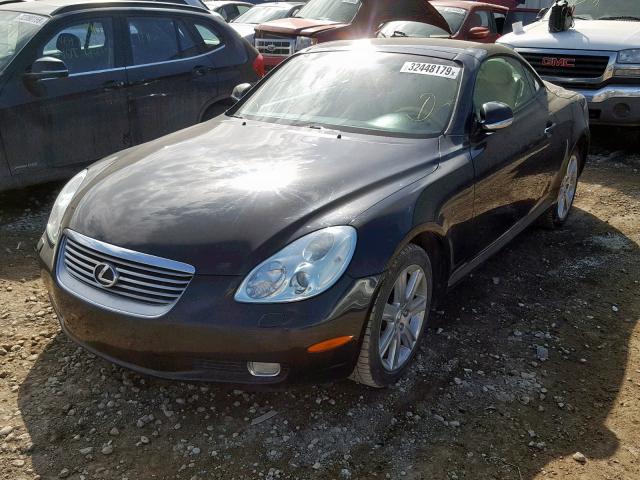 JTHFN48Y340060954 - 2004 LEXUS SC 430 BLACK photo 2