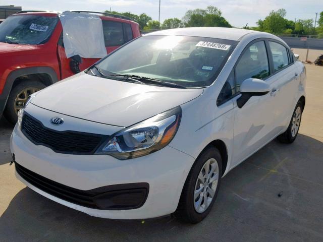 KNADM4A30F6527254 - 2015 KIA RIO LX WHITE photo 2