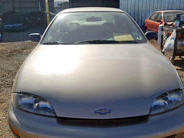 1G1JF5246V7317739 - 1997 CHEVROLET CAVALIER L BEIGE photo 9