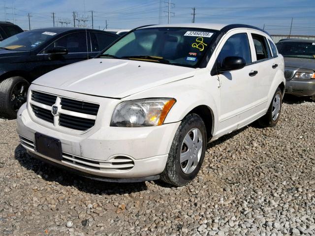 1B3HB28B17D174758 - 2007 DODGE CALIBER WHITE photo 2