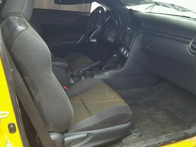 JTKJF5C79C3028965 - 2012 TOYOTA SCION TC ყვითელი ფოტო 5