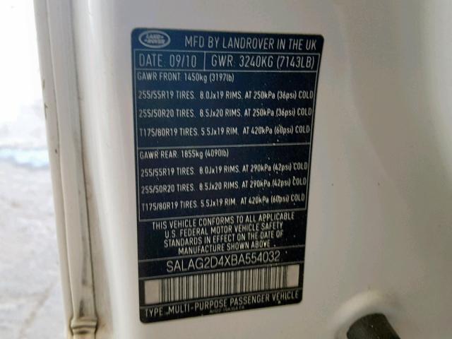 SALAG2D4XBA554032 - 2011 LAND ROVER LR4 HSE WHITE photo 10