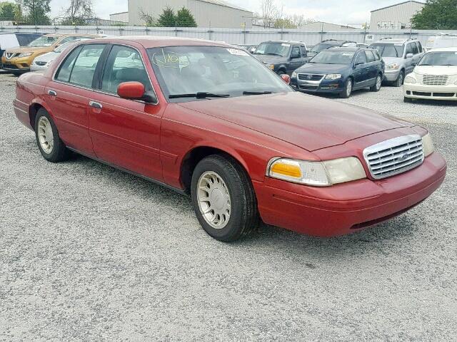 2FAFP74W5YX101504 - 2000 FORD CROWN VICT RED photo 2