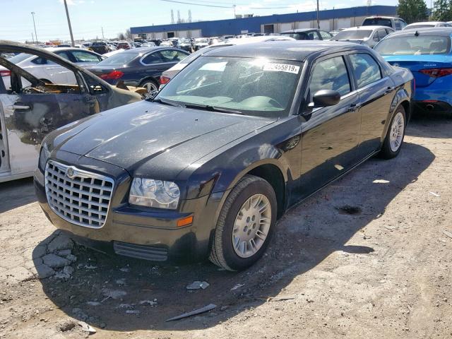 2C3KA43R97H852073 - 2007 CHRYSLER 300 BLACK photo 2