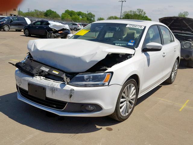 3VWLL7AJ3DM416158 - 2013 VOLKSWAGEN JETTA TDI WHITE photo 2